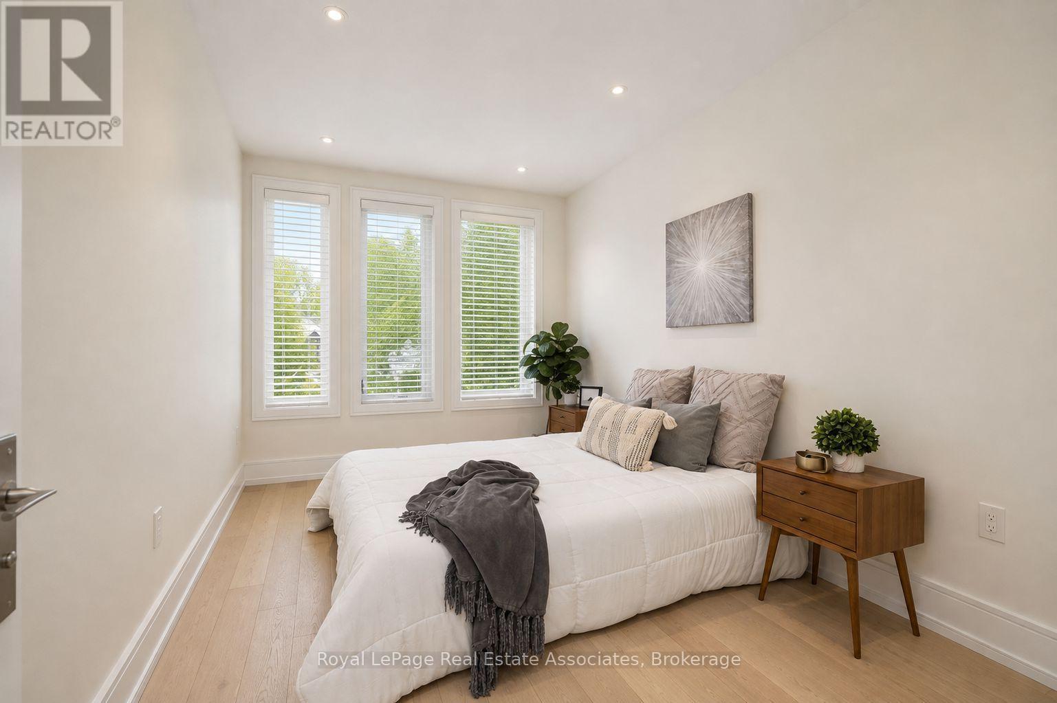63 Troy Street, Mississauga, Ontario  L5G 1S6 - Photo 31 - W13718160