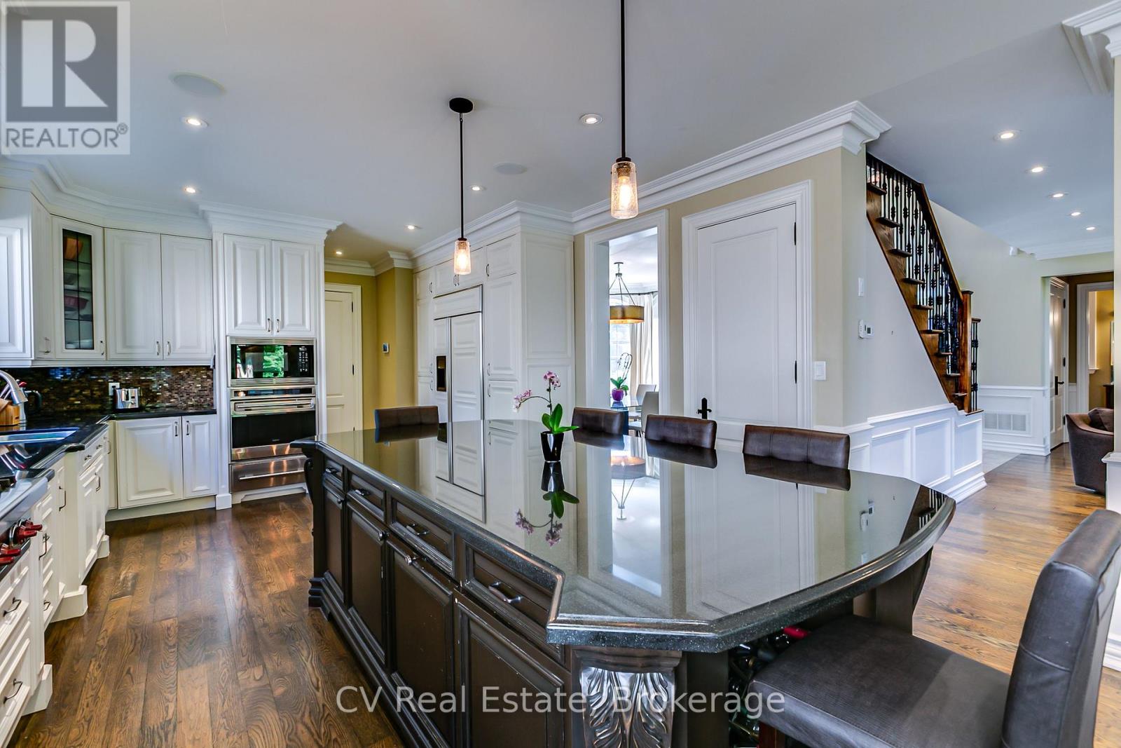 468 Chartwell Road, Oakville, Ontario  L6J 4A5 - Photo 9 - W13718242