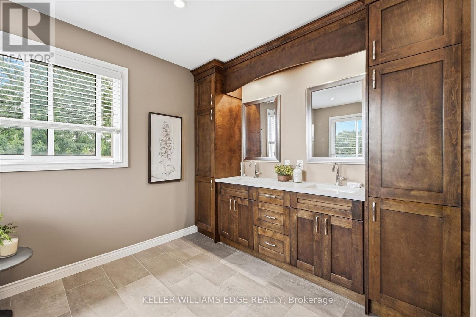 1472 Livery Lane, Oakville, Ontario  L6M 2Y8 - Photo 25 - W13718266