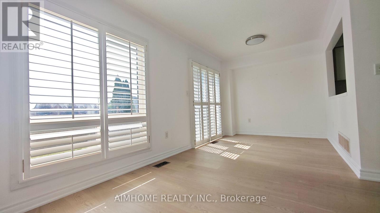 340 Kittridge Road, Oakville, Ontario  L6H 7K8 - Photo 16 - W13718286
