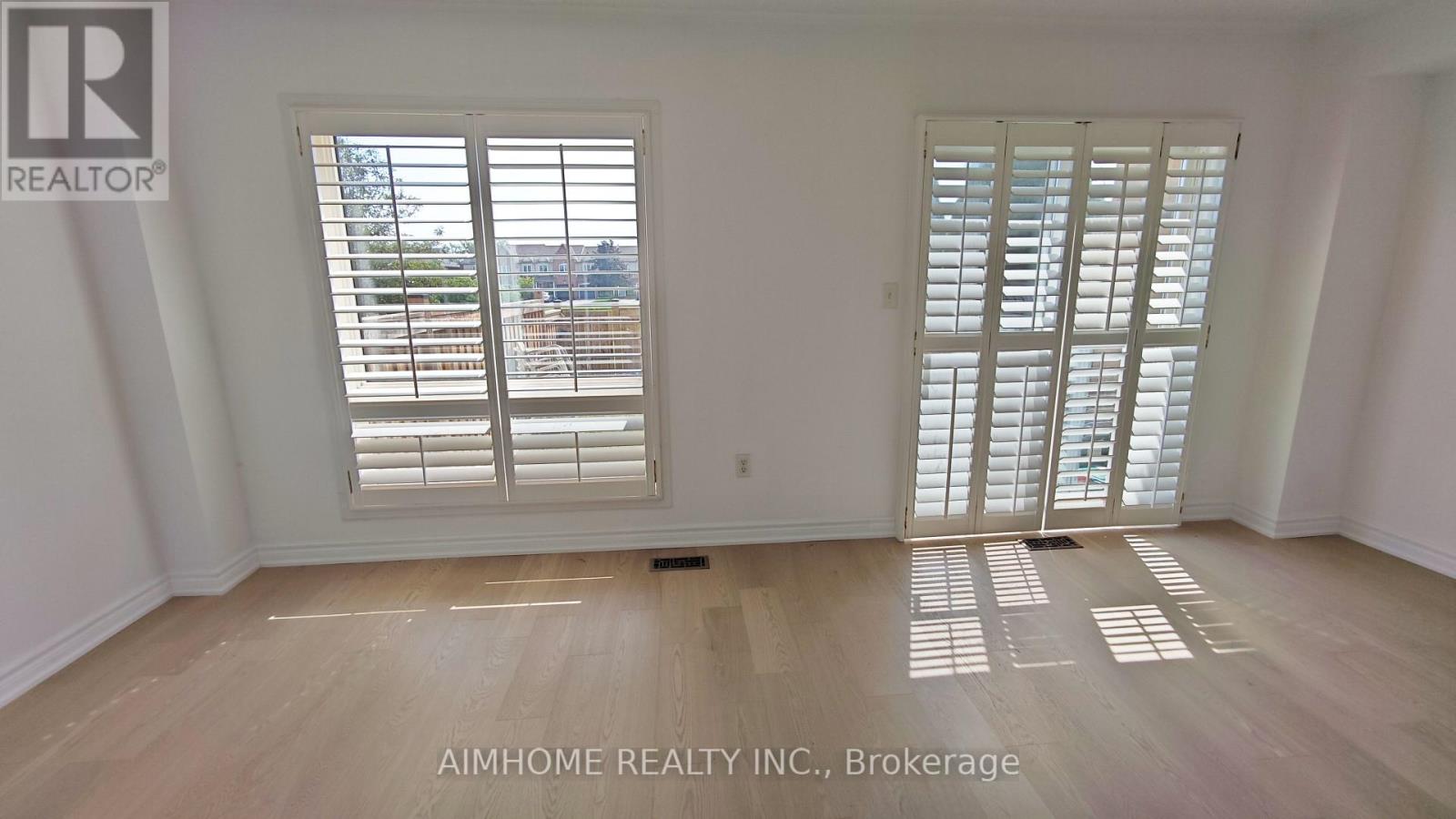 340 Kittridge Road, Oakville, Ontario  L6H 7K8 - Photo 17 - W13718286