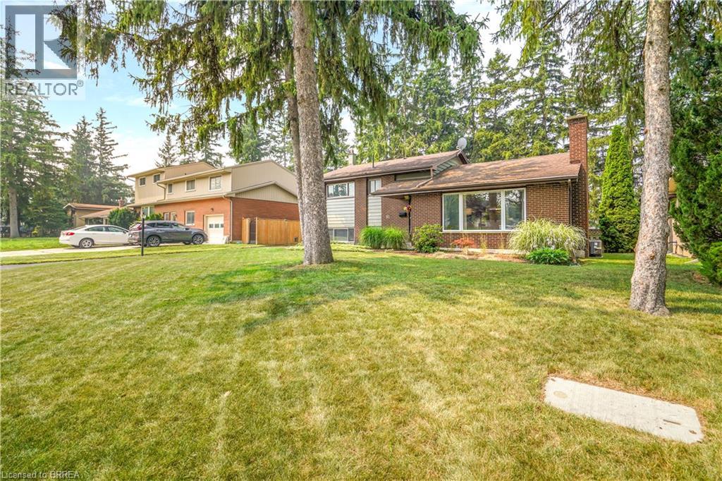 10 Brier Crescent, Brantford, Ontario  N3R 3M6 - Photo 4 - 40858225