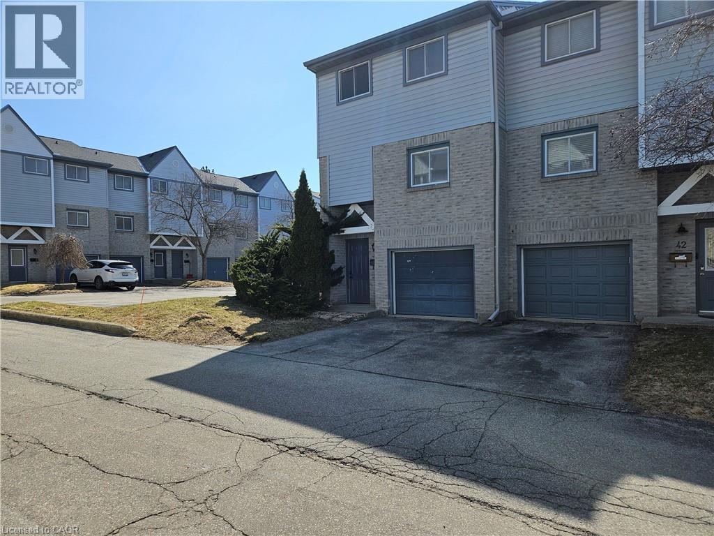 589 Beechwood Drive Unit# 43, Waterloo, Ontario  N2T 2K9 - Photo 2 - 40842491