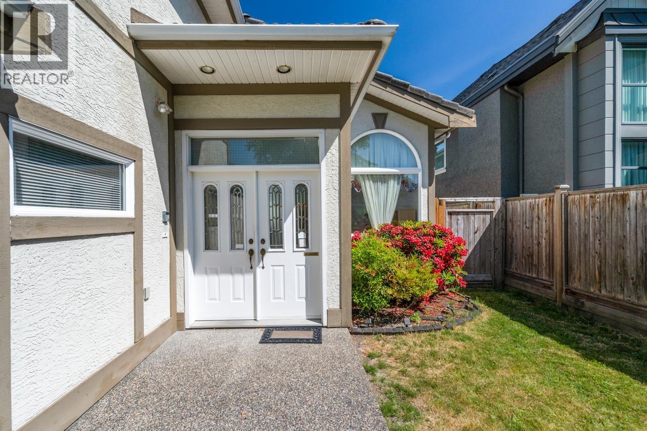 12631 Cameron Drive, Richmond, British Columbia  V6V 2T6 - Photo 2 - R3133026