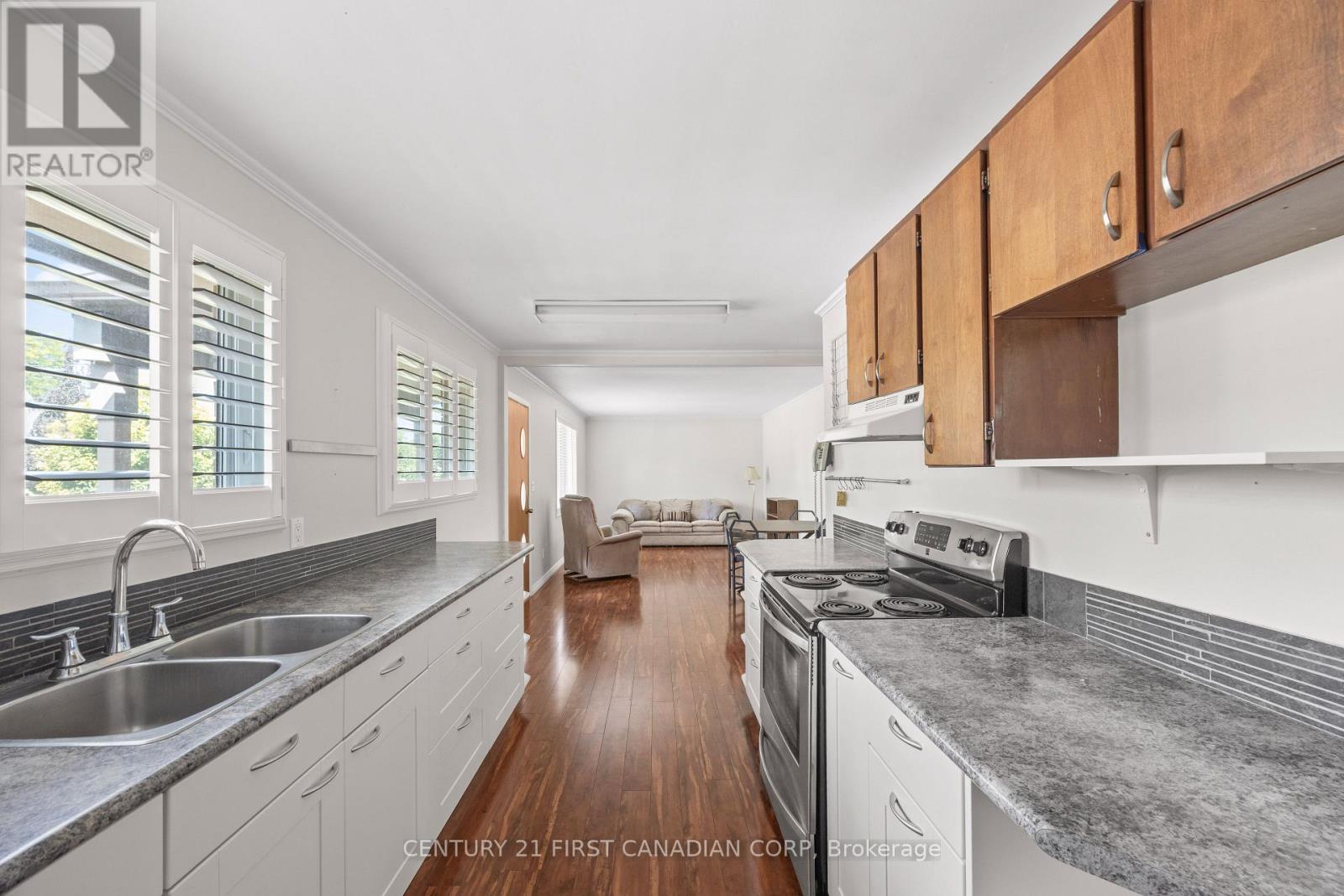 52 Gill Road, Lambton Shores, Ontario  N0M 1T0 - Photo 12 - X13718396