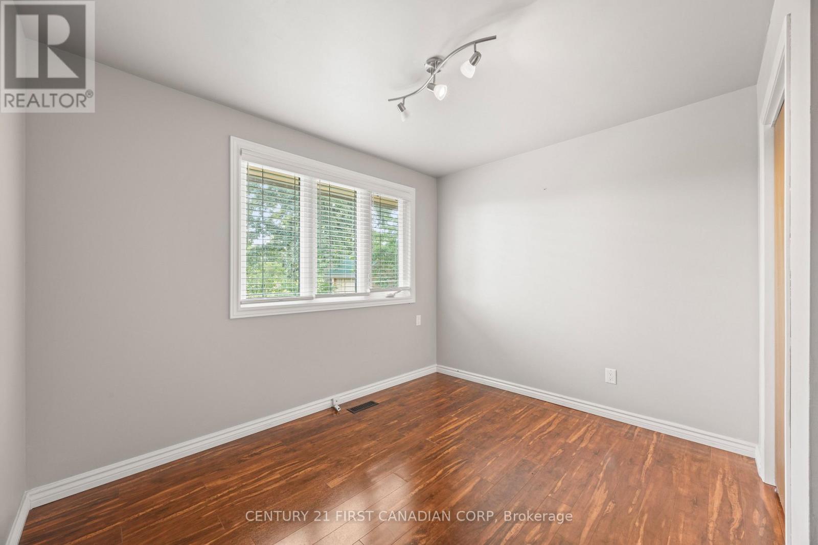 52 Gill Road, Lambton Shores, Ontario  N0M 1T0 - Photo 22 - X13718396