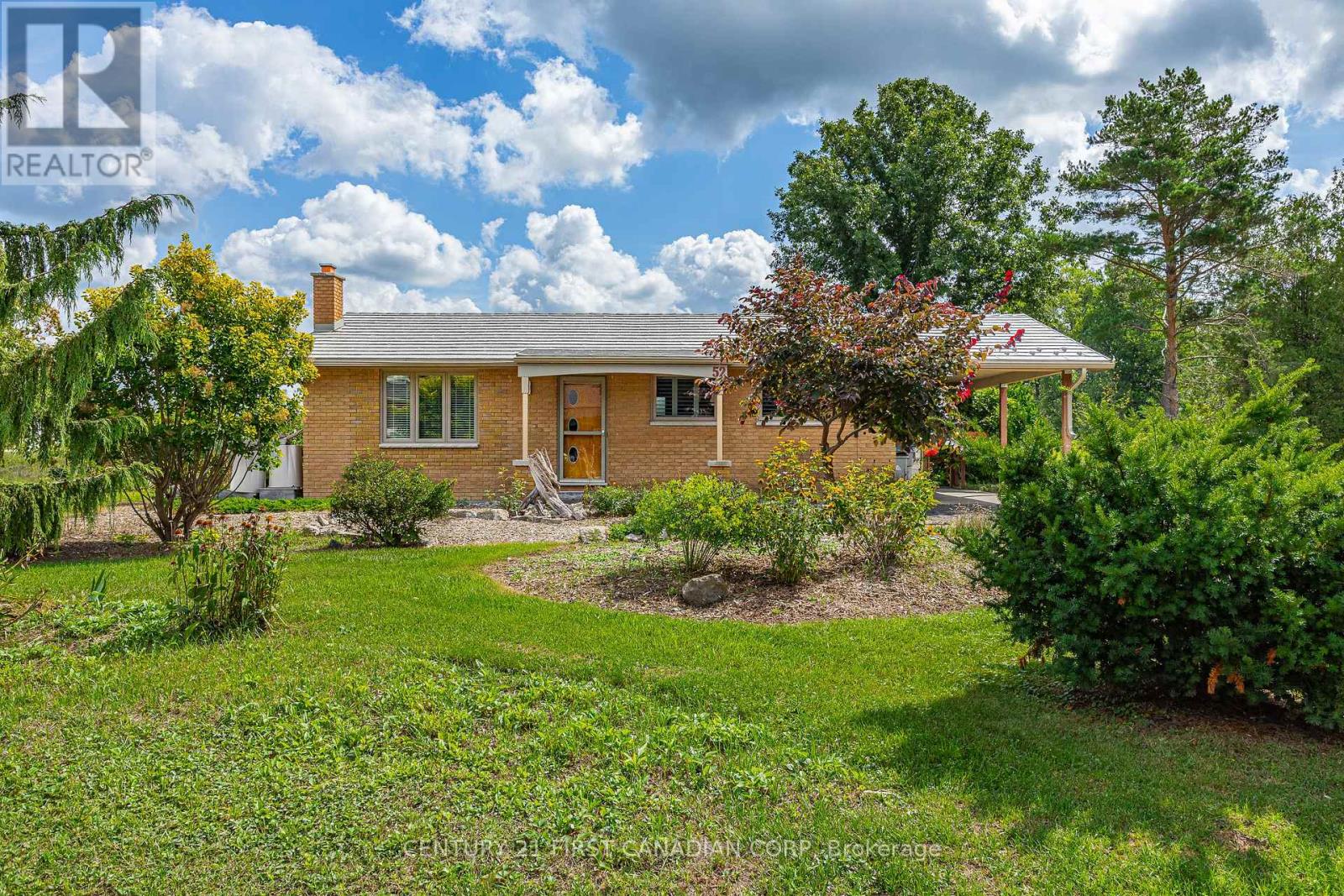 52 Gill Road, Lambton Shores, Ontario  N0M 1T0 - Photo 4 - X13718396