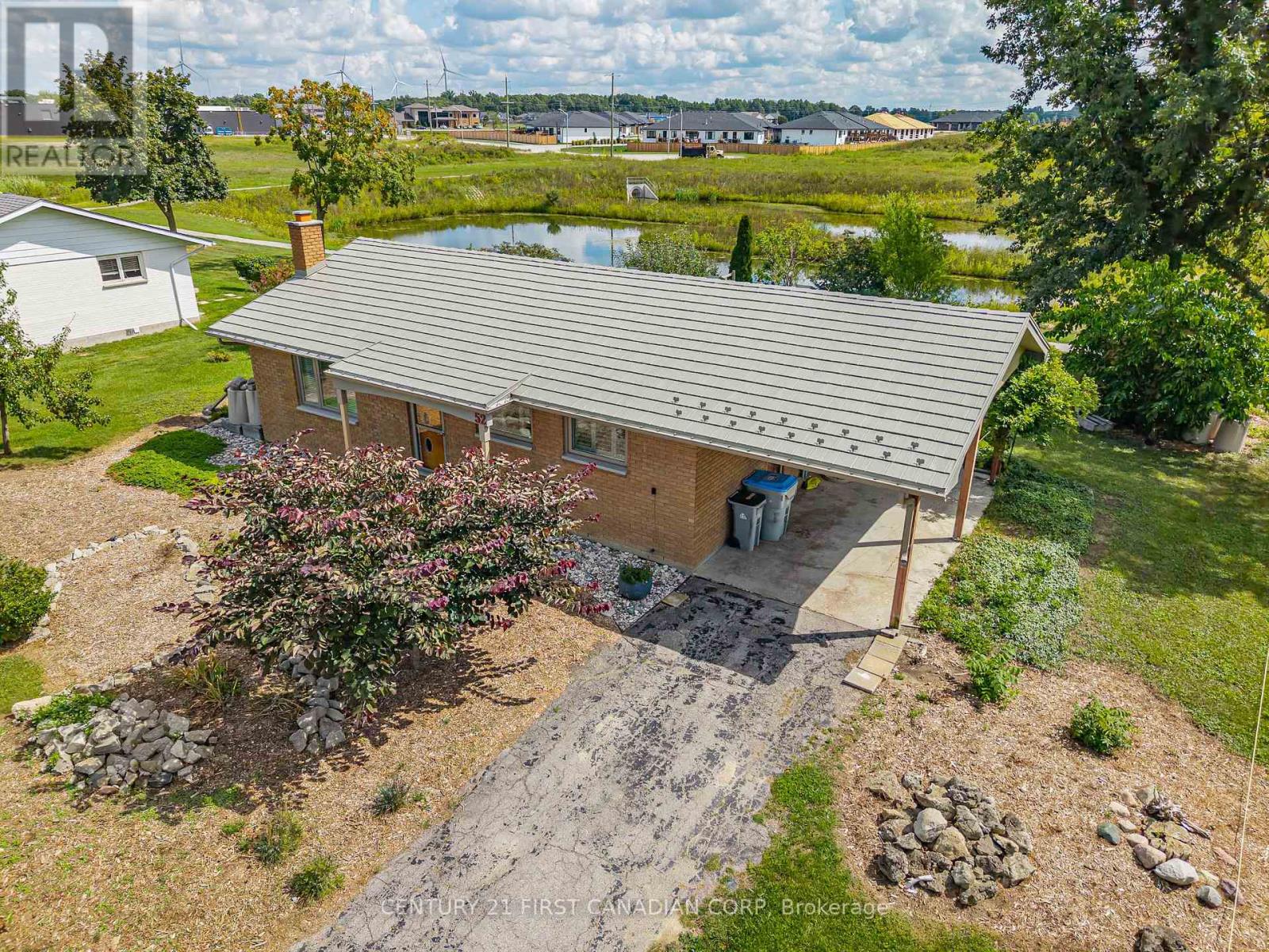 52 Gill Road, Lambton Shores, Ontario  N0M 1T0 - Photo 40 - X13718396