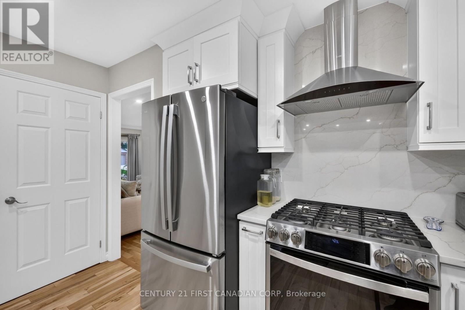 603 Country Club Mews, London South, Ontario  N6C 5R1 - Photo 12 - X13718442