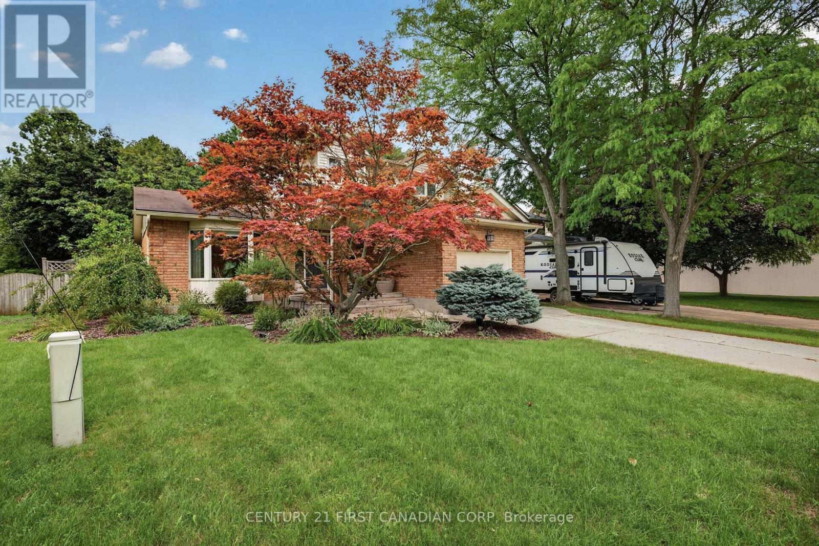 603 Country Club Mews, London South, Ontario  N6C 5R1 - Photo 3 - X13718442