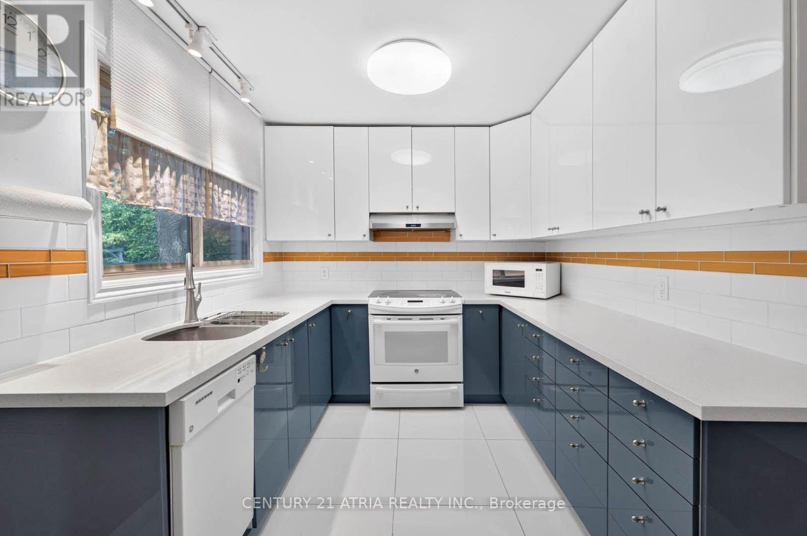 69 Olsen Drive, Toronto, Ontario  M3A 3J4 - Photo 26 - C13710544