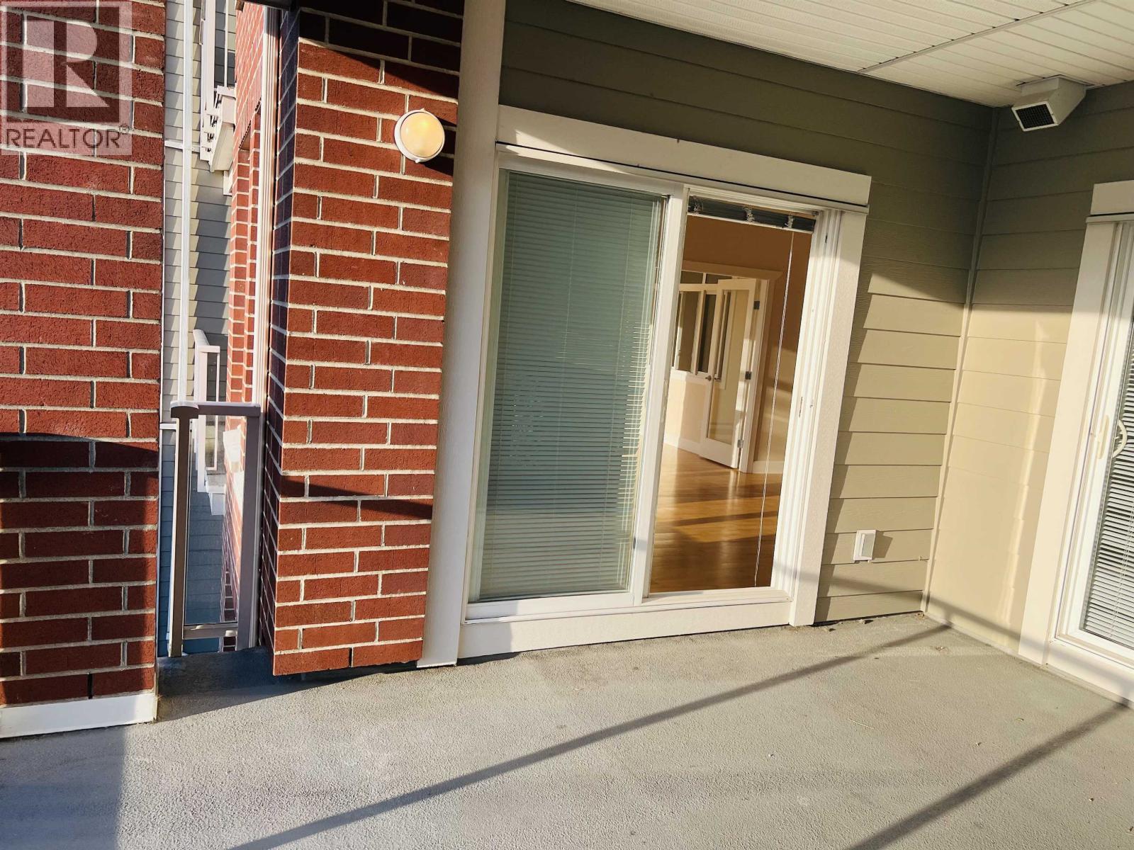 Listing Picture 11 of 15 : 210 4280 MONCTON STREET, Richmond / 烈治文 - 魯藝地產 Yvonne Lu Group - MLS Medallion Club Member
