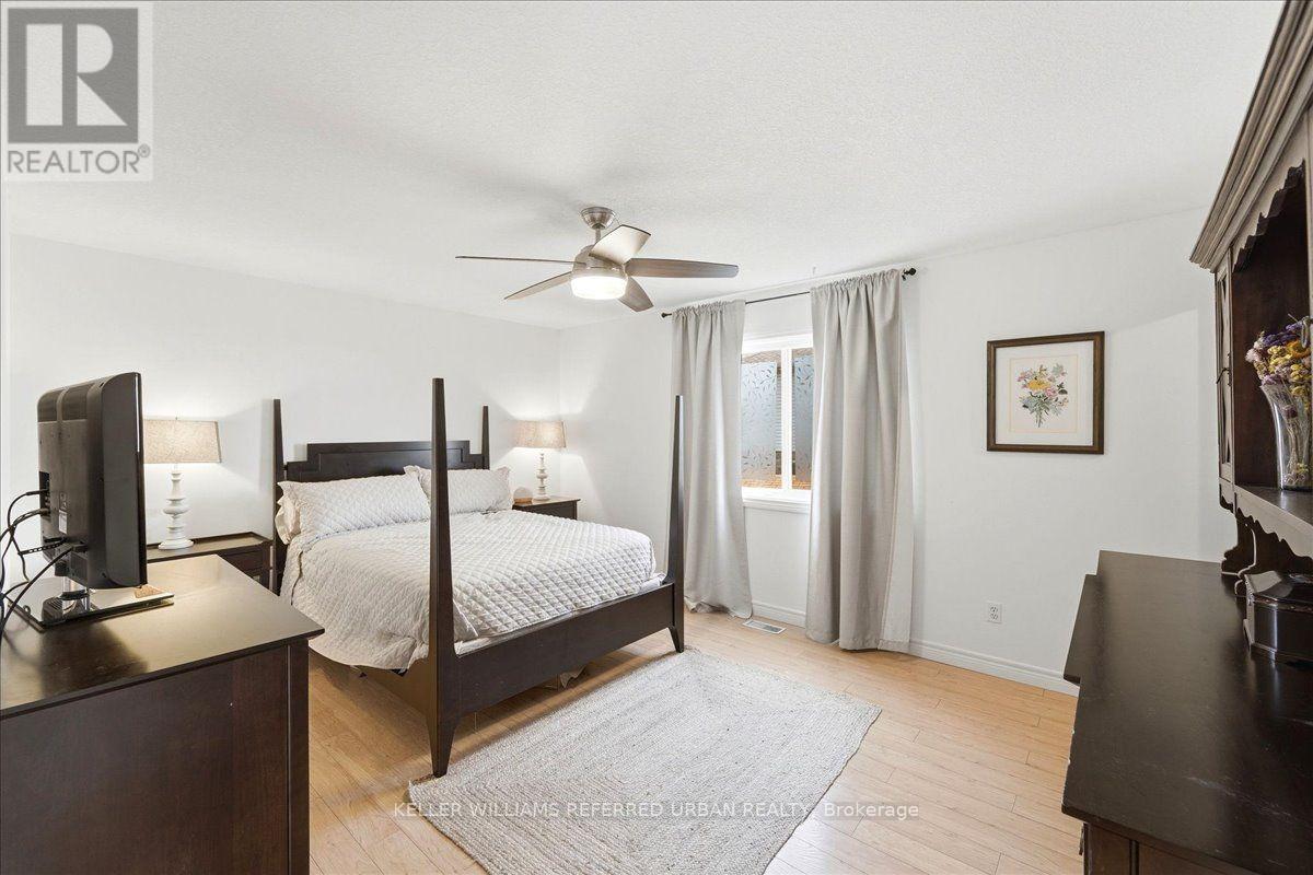 900 Keewatin Place, Kitchener, Ontario N2B 3W4 - Photo 27 - X13717794