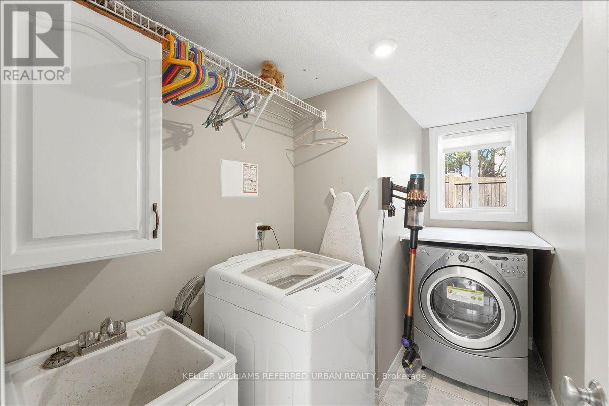 900 Keewatin Place, Kitchener, Ontario N2B 3W4 - Photo 31 - X13717794
