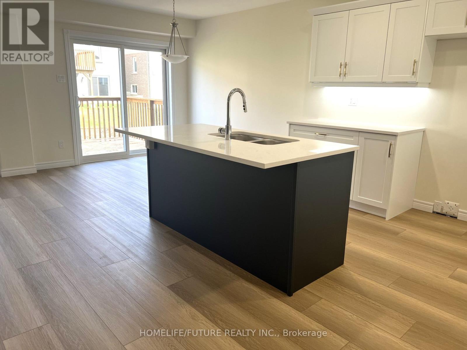236 Oneil Street, Peterborough, Ontario  K9K 0H1 - Photo 4 - X13717802