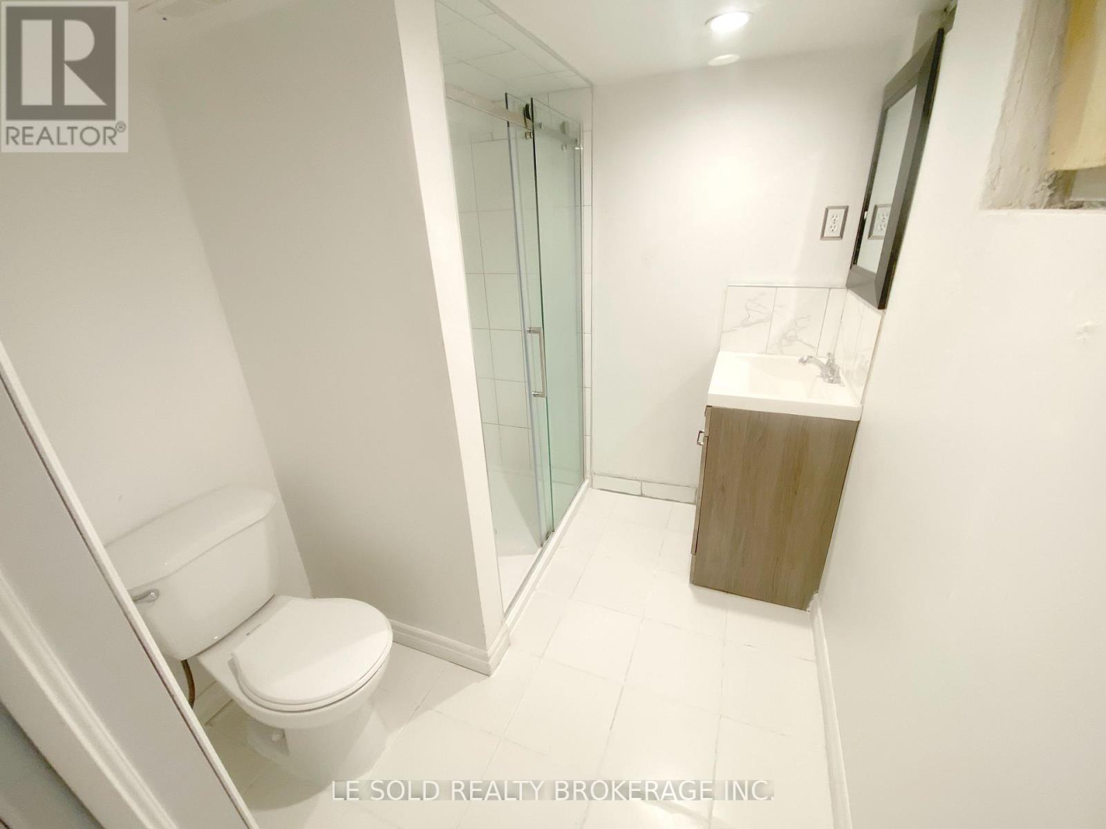 Room Bsmt - 112 Leland Street, Hamilton, Ontario  L8S 3A2 - Photo 10 - X13718068