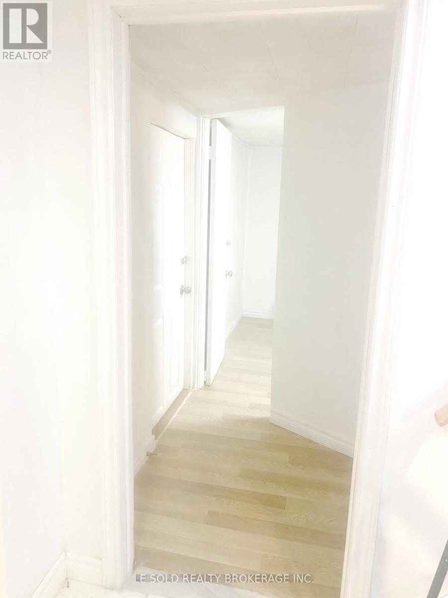 Room Bsmt - 112 Leland Street, Hamilton, Ontario  L8S 3A2 - Photo 2 - X13718068