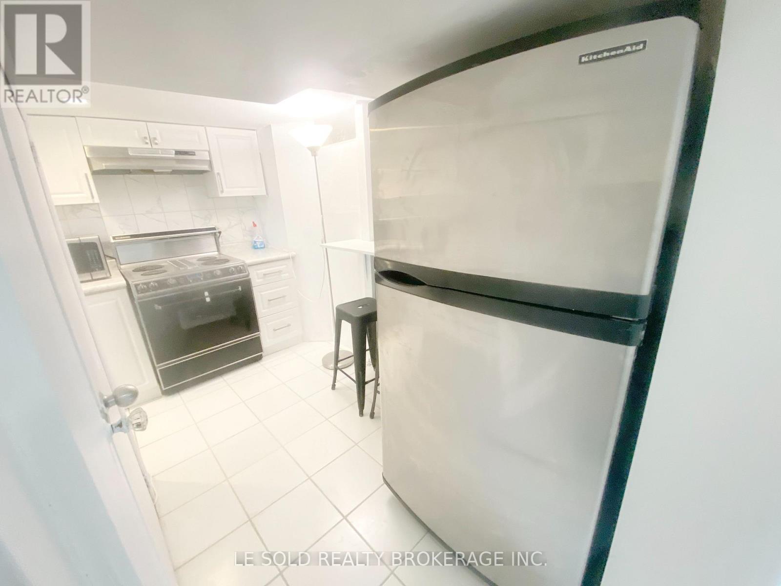 Room Bsmt - 112 Leland Street, Hamilton, Ontario  L8S 3A2 - Photo 6 - X13718068