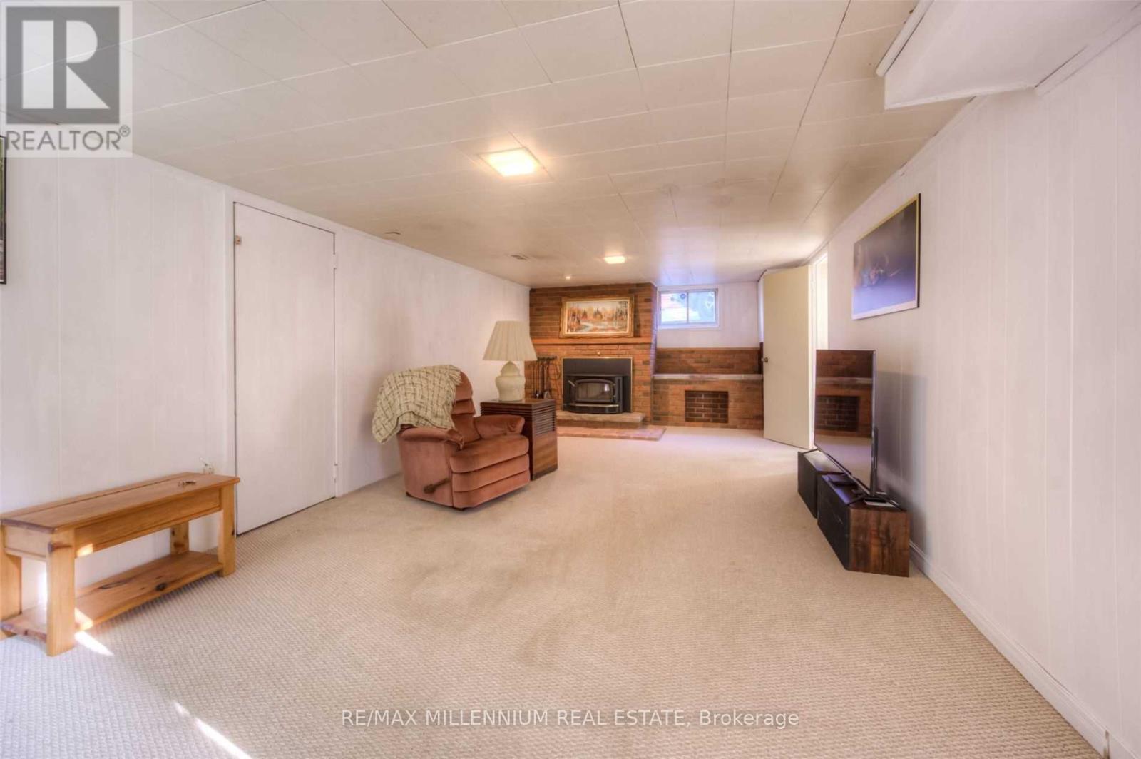 135 Byron Avenue, Kitchener, Ontario  N2C 1Z7 - Photo 4 - X13718214