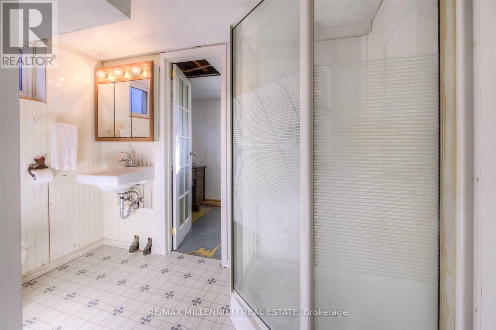 135 Byron Avenue, Kitchener, Ontario  N2C 1Z7 - Photo 8 - X13718214