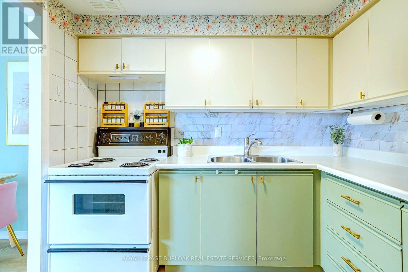 804 - 200 Limeridge Road W, Hamilton, Ontario  L9C 7M7 - Photo 7 - X13718260