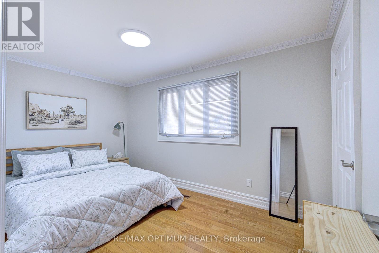 2498 Privet Crescent, Mississauga, Ontario  L5B 2S4 - Photo 30 - W13718282
