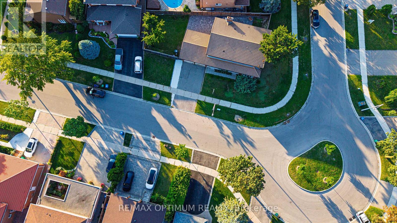 2498 Privet Crescent, Mississauga, Ontario  L5B 2S4 - Photo 46 - W13718282