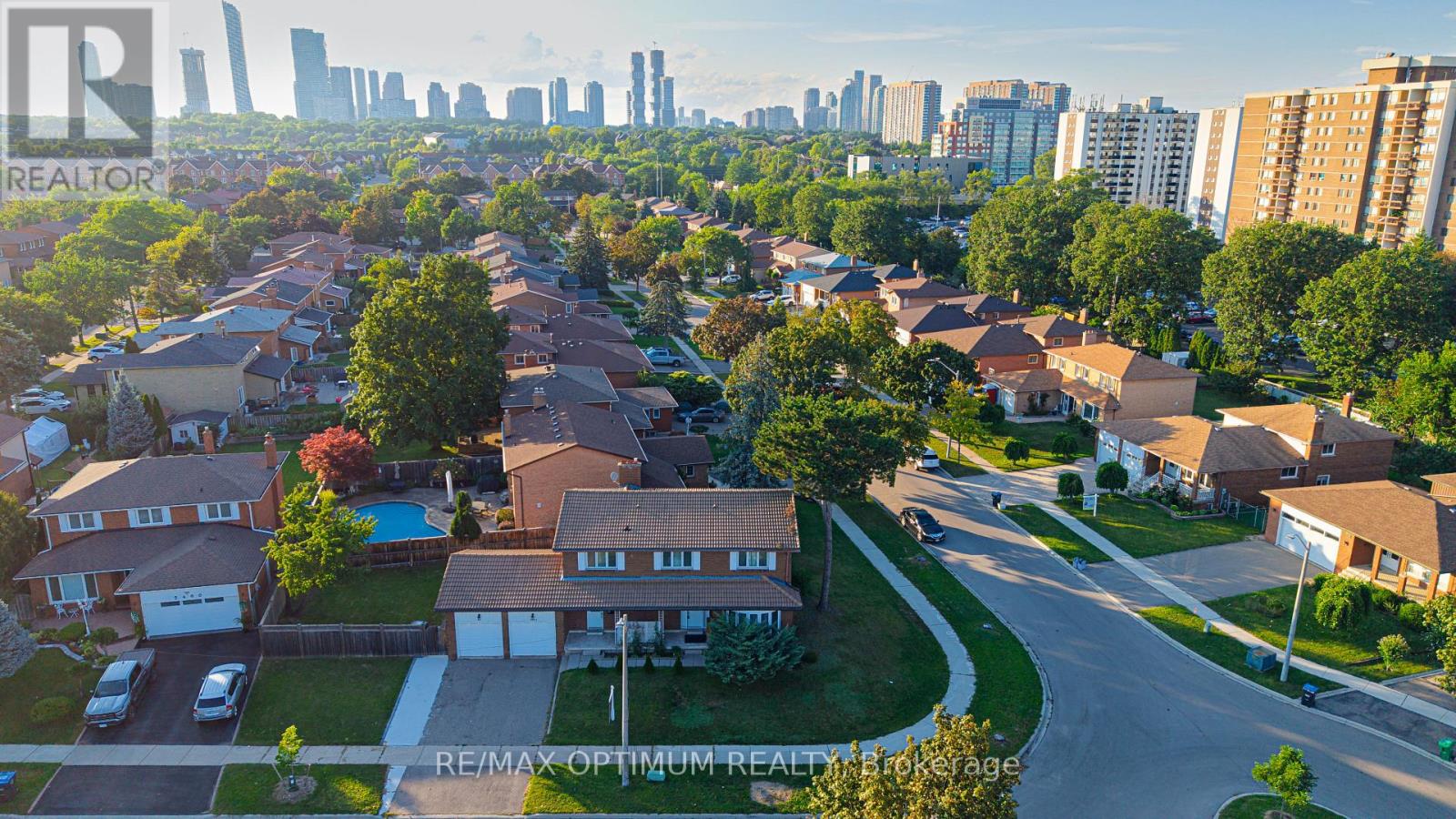 2498 Privet Crescent, Mississauga, Ontario  L5B 2S4 - Photo 47 - W13718282