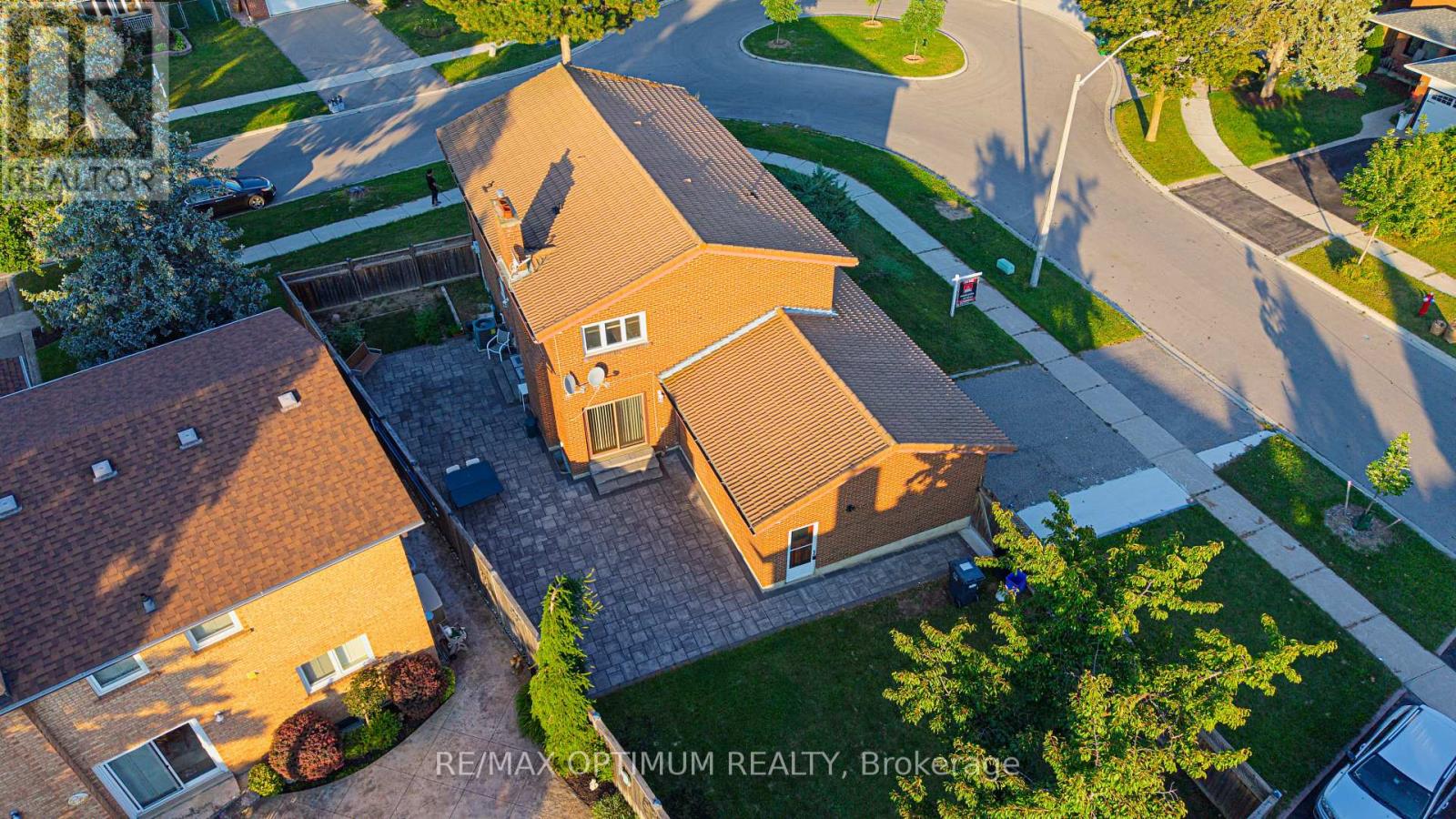 2498 Privet Crescent, Mississauga, Ontario  L5B 2S4 - Photo 45 - W13718282