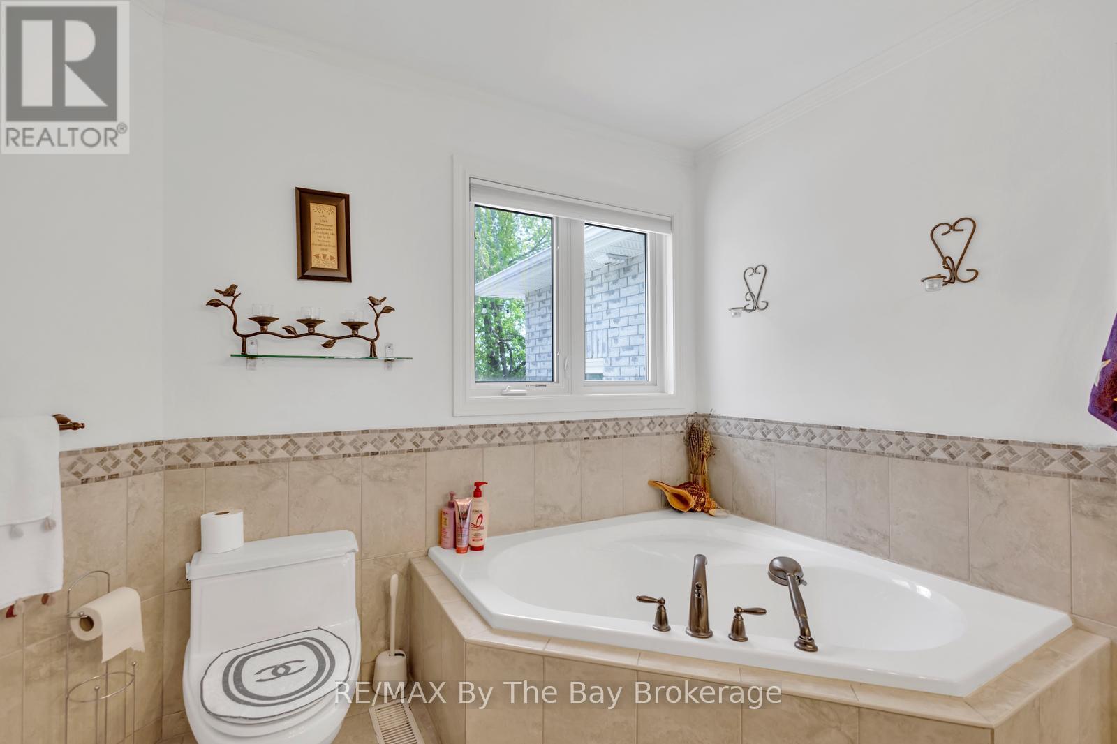 2569 Lockhart Road, Innisfil, Ontario  L9S 3G2 - Photo 19 - N13462146