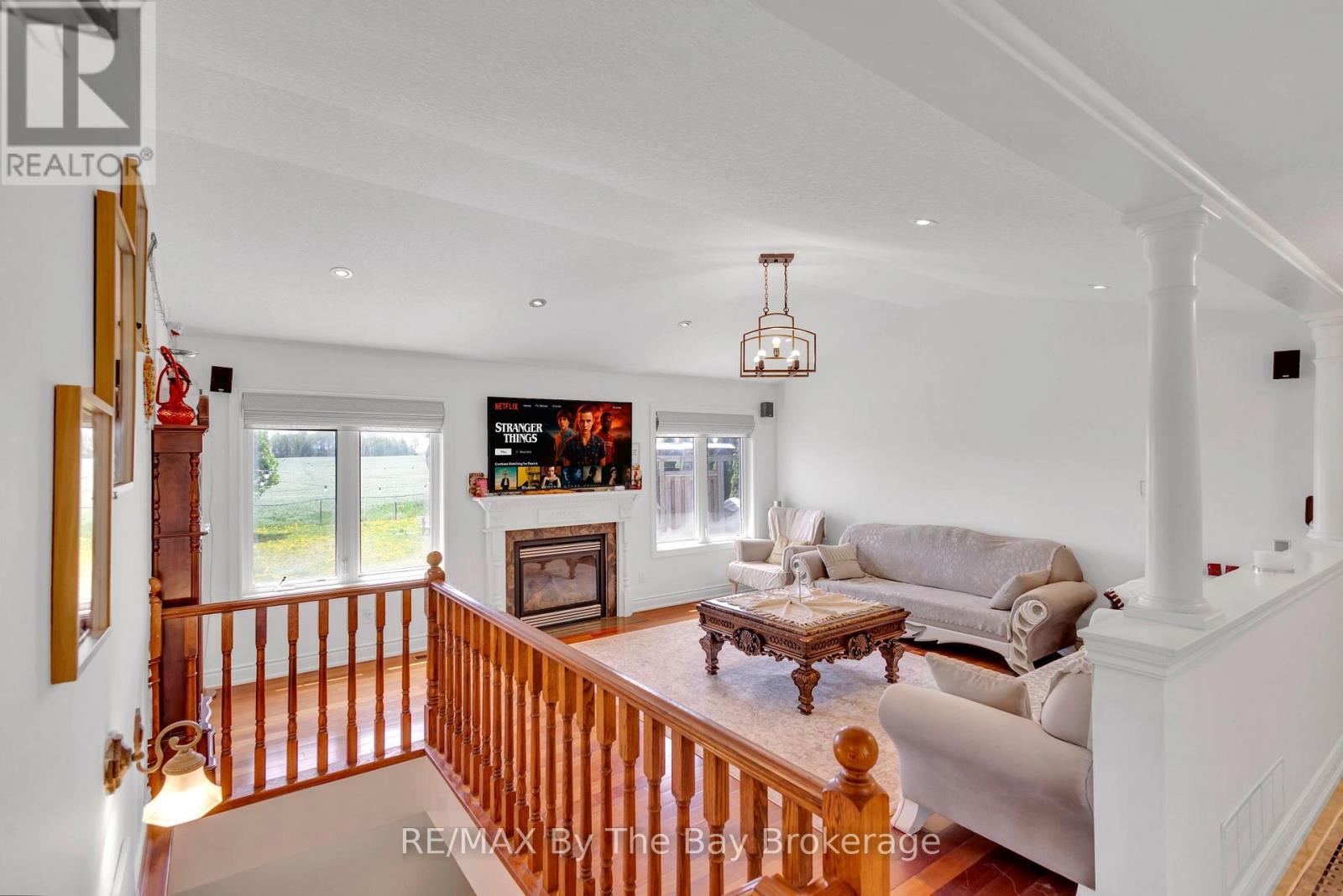 2569 Lockhart Road, Innisfil, Ontario  L9S 3G2 - Photo 9 - N13462146