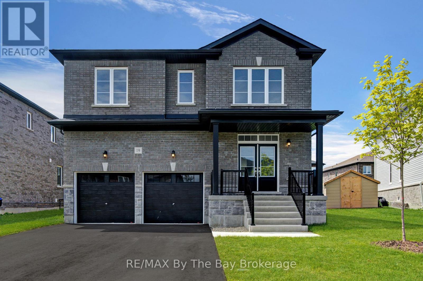 19 AMBER DRIVE, Wasaga Beach, Ontario