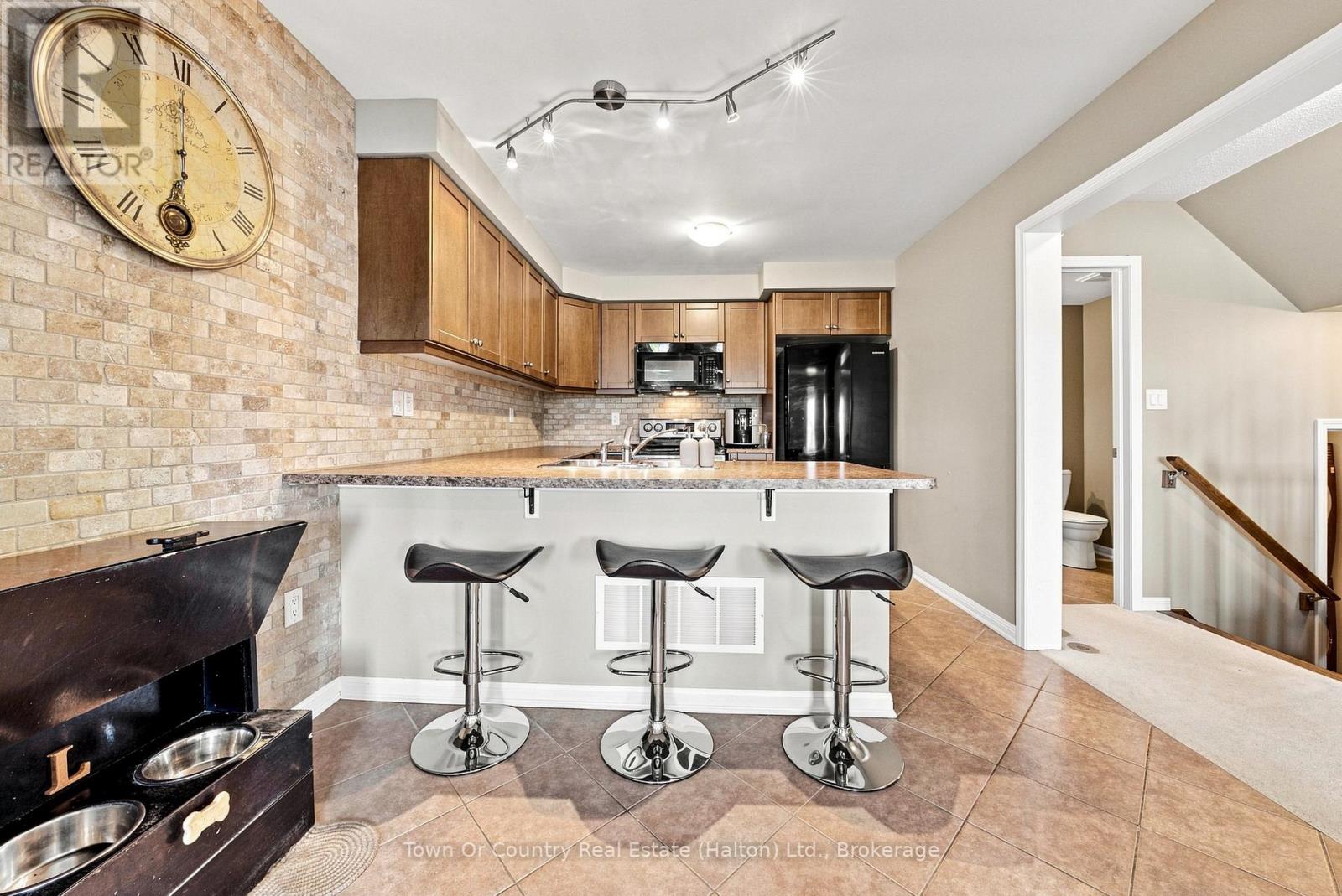 641 Speyer Circle, Milton, Ontario  L9T 0Y5 - Photo 8 - W13718344