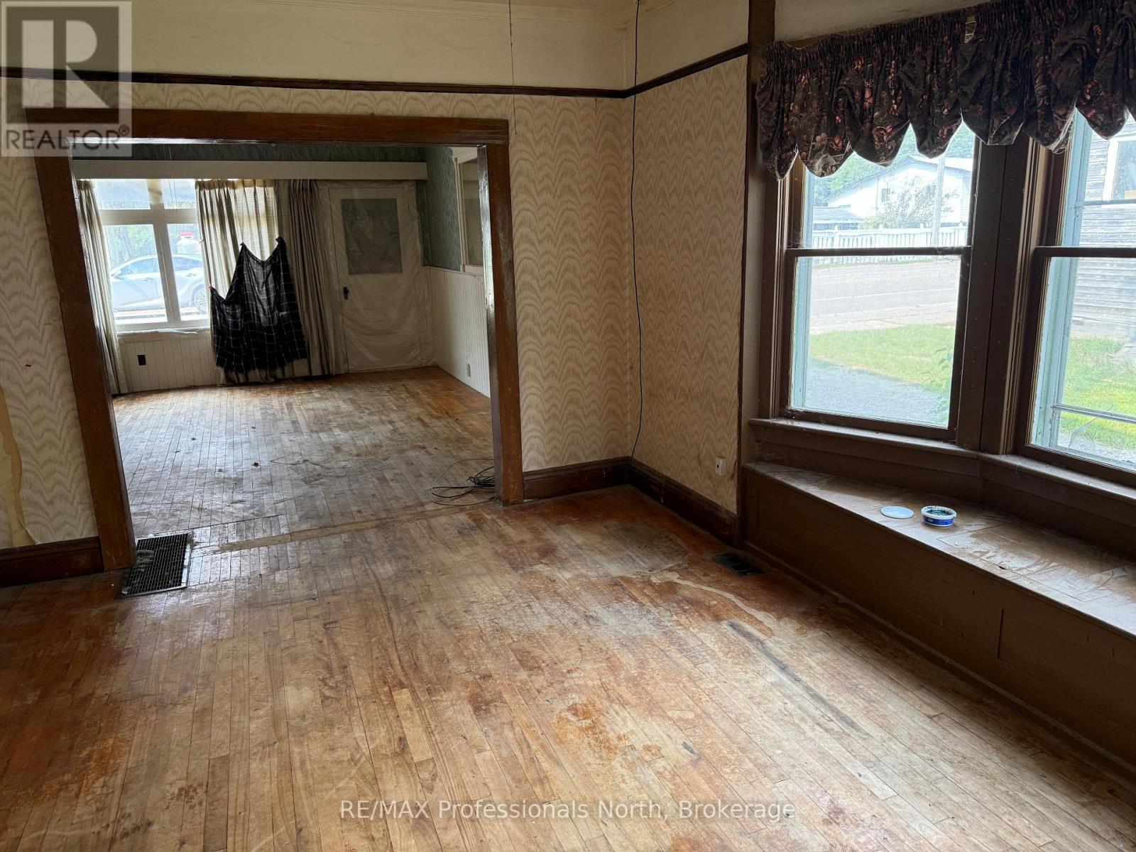 2517 Hwy 518 Highway W, Mcmurrich/monteith, Ontario  P0A 1Y0 - Photo 6 - X13662566
