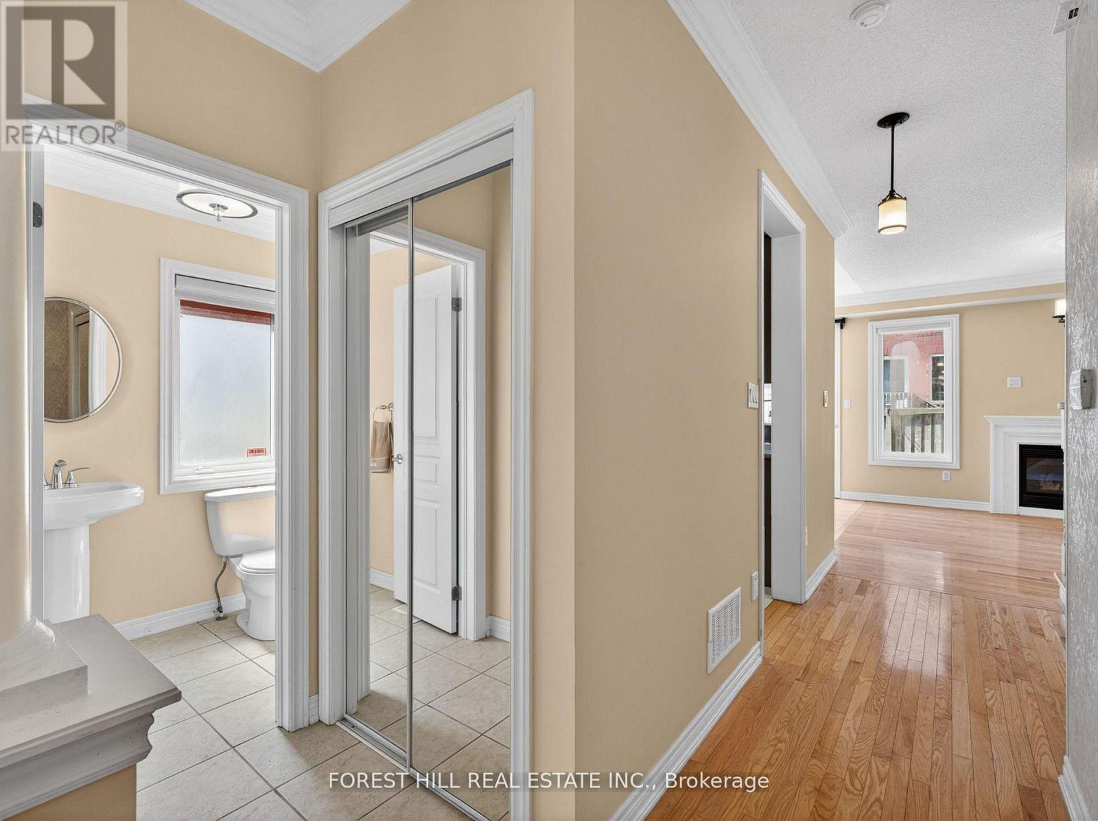 12 Stookes Crescent, Richmond Hill, Ontario L4E 0J3 - Photo 7 - N13494984