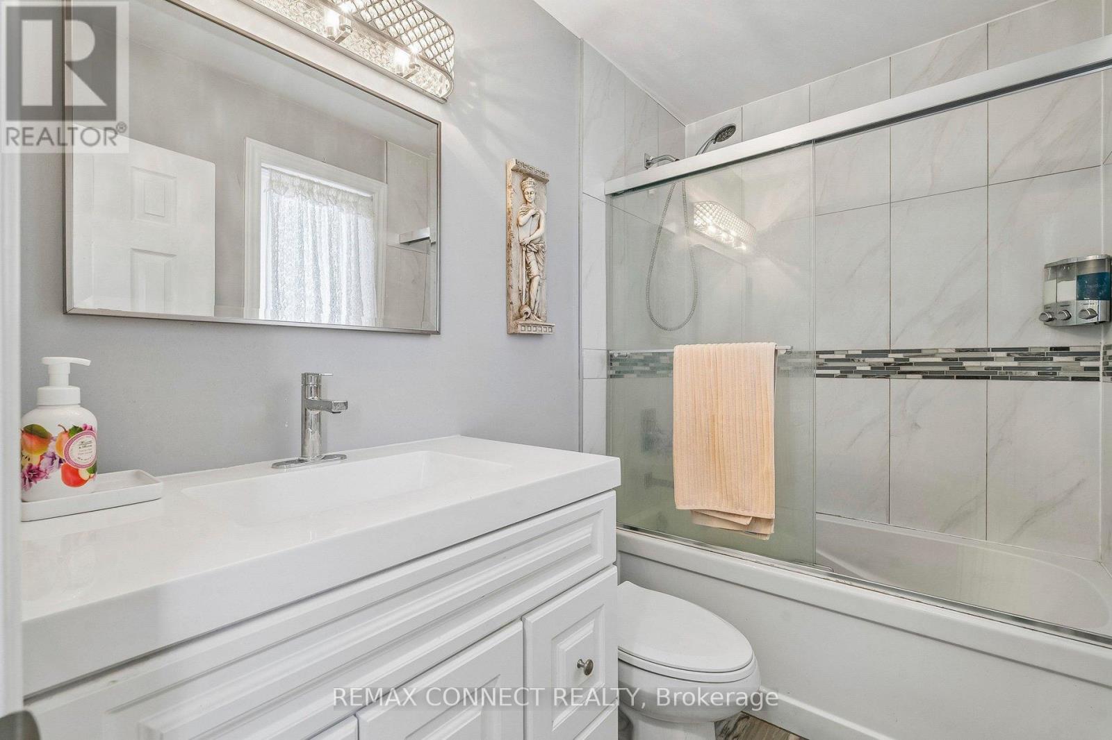 750 Gorham Street, Newmarket, Ontario  L3Y 1L6 - Photo 30 - N13606748