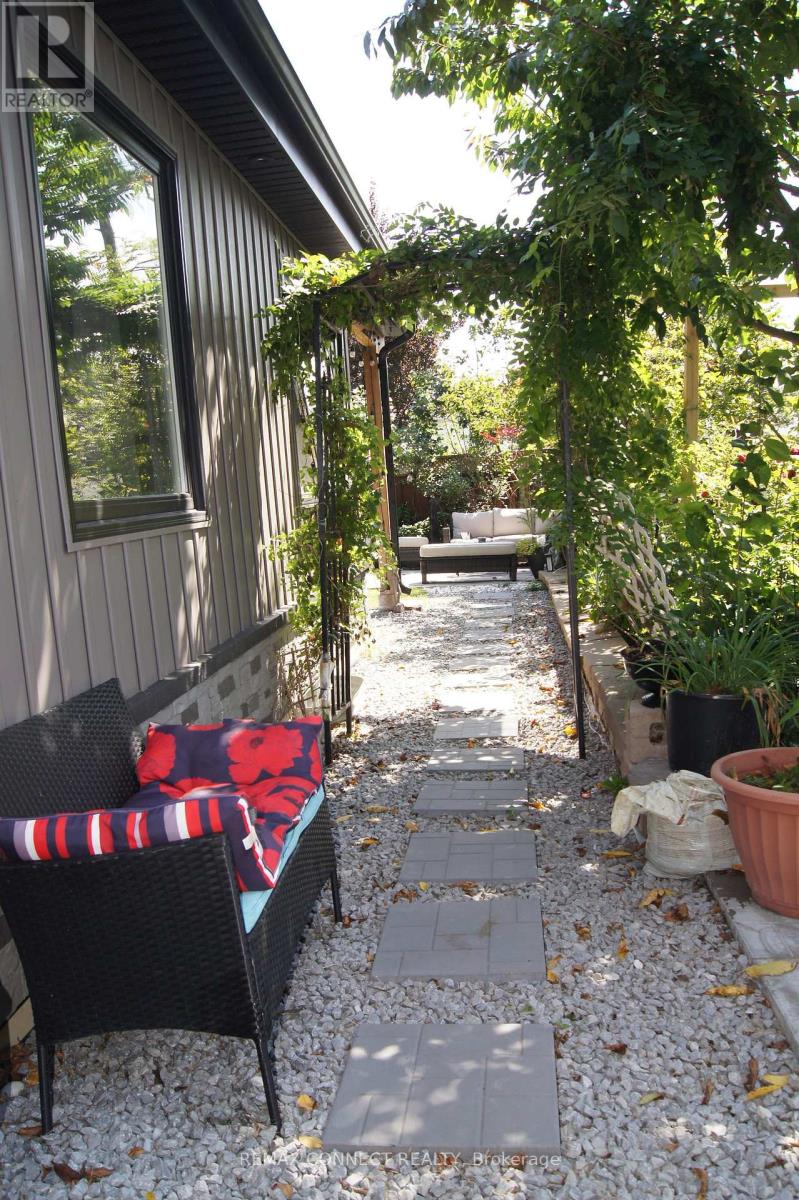 750 Gorham Street, Newmarket, Ontario  L3Y 1L6 - Photo 40 - N13606748