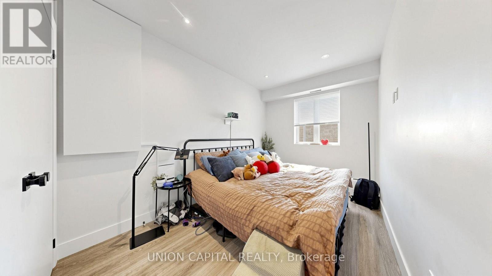 247 Prescott Avenue, Toronto, Ontario  M6N 3G9 - Photo 10 - W13715272