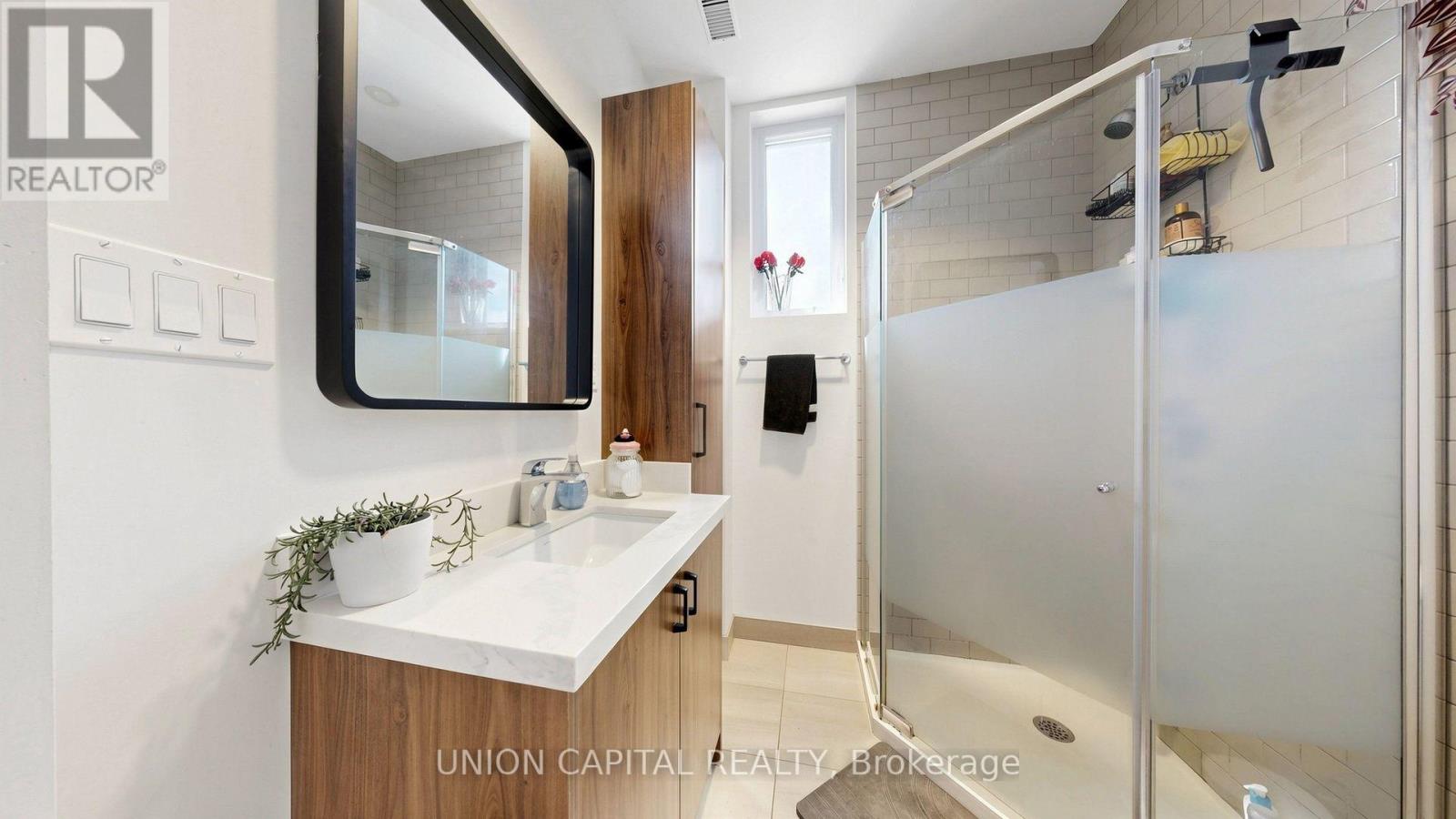 247 Prescott Avenue, Toronto, Ontario  M6N 3G9 - Photo 9 - W13715272