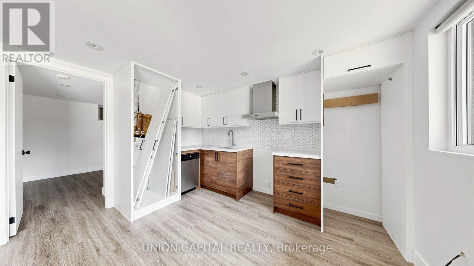 247 Prescott Avenue, Toronto, Ontario  M6N 3G9 - Photo 18 - W13715272