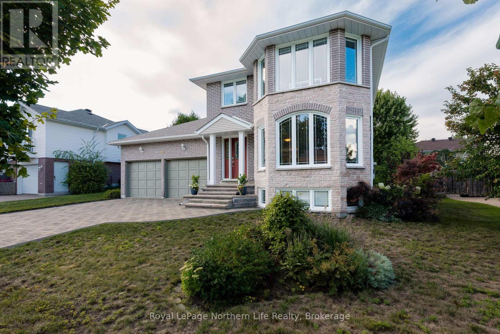 406 Pearce Street, North Bay, Ontario  P1C 1M7 - Photo 3 - X13718362