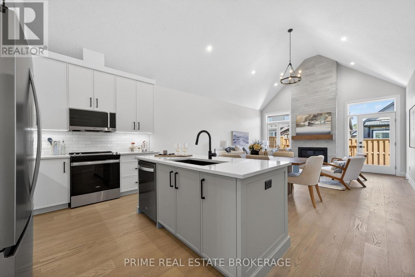 2 - 62 Compass Trail, Central Elgin, Ontario  N5L 0B4 - Photo 11 - X12820026