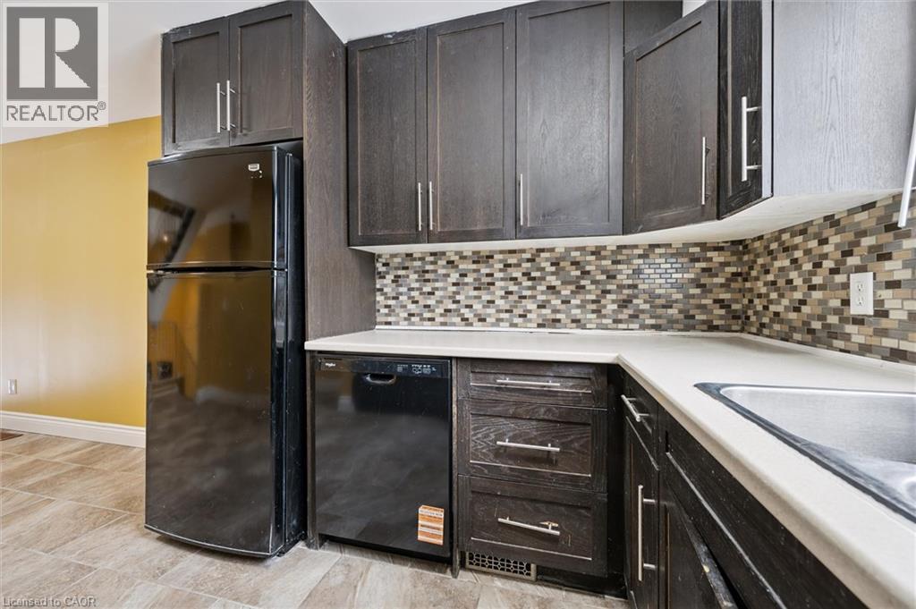 589 Beechwood Drive Unit# 43, Waterloo, Ontario  N2T 2K9 - Photo 17 - 40858084