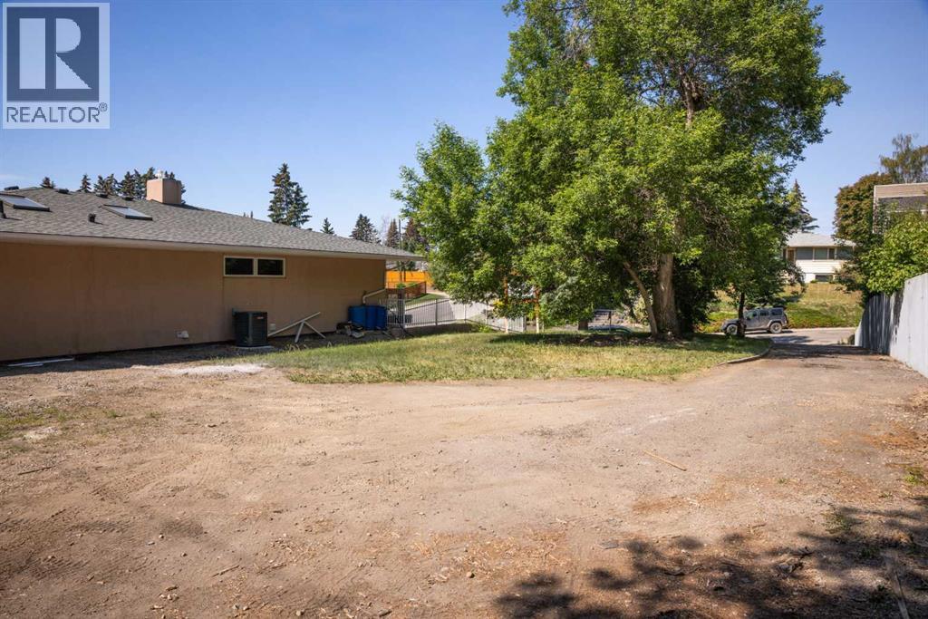 1308 17a Street NW, Calgary, Alberta  T2N 2E9 - Photo 5 - A2326155