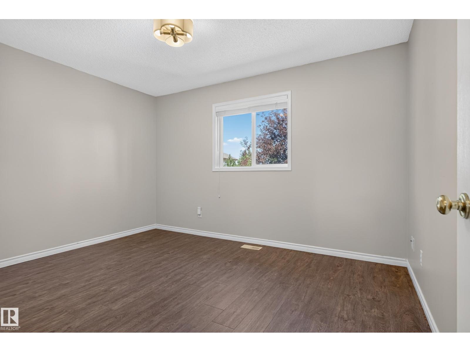 2035 Blackmud Creek Dr Sw, Edmonton, Alberta  T6W 1E7 - Photo 22 - E4505743