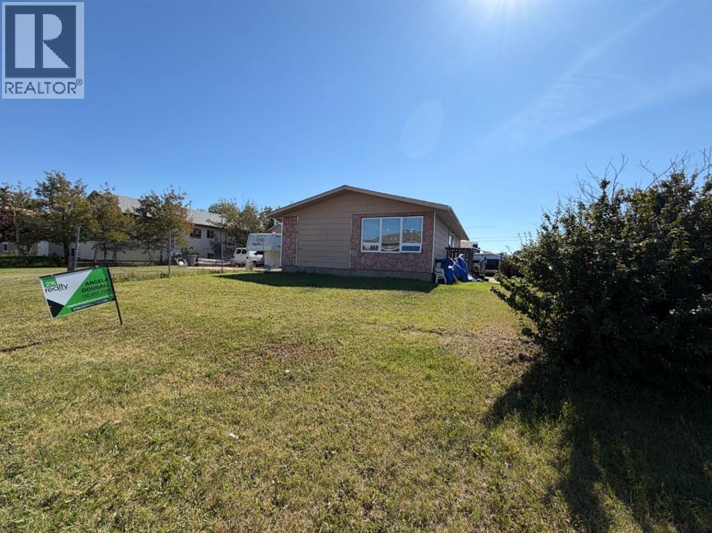 9835 96 Avenue, Grande Prairie, Alberta  T8V 0L8 - Photo 21 - A2334201