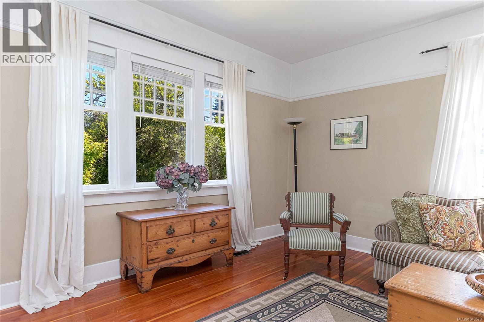 4014 Holland Ave, Saanich, British Columbia  V8Z 5K1 - Photo 11 - 1043578