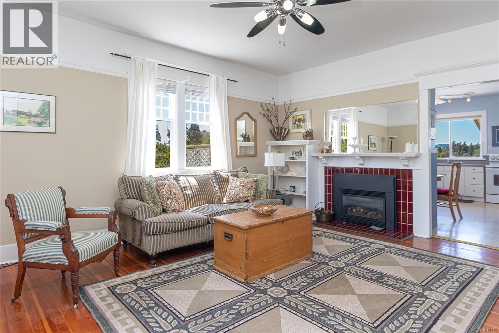 4014 Holland Ave, Saanich, British Columbia  V8Z 5K1 - Photo 7 - 1043578
