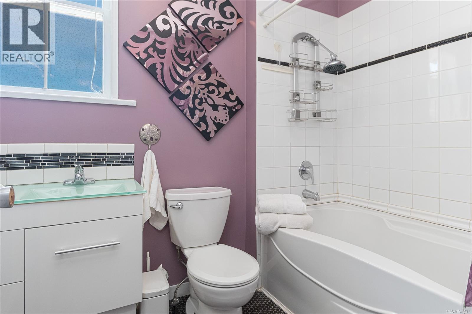 4014 Holland Ave, Saanich, British Columbia  V8Z 5K1 - Photo 24 - 1043578