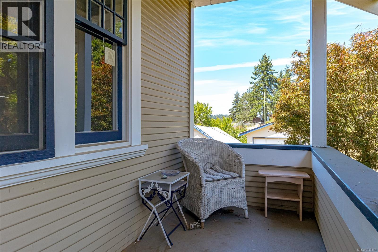 4014 Holland Ave, Saanich, British Columbia  V8Z 5K1 - Photo 4 - 1043578